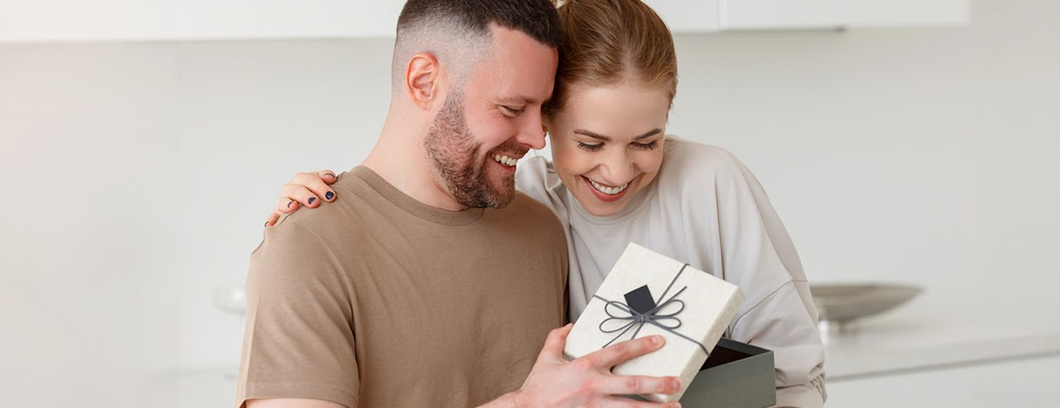 Pokloni za Valentinovo za njega: ove ideje naići će na odobravanje kod muškaraca